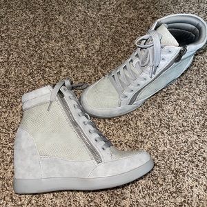 Wedge sneakers